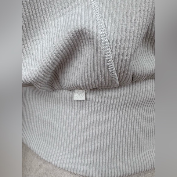 Lululemon Ribbed Softstreme Cropped Jacket Bone Zip Front - Picture 7 of 10